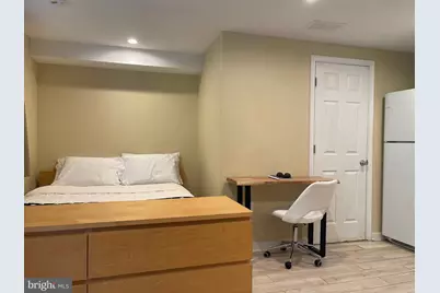 263-B Kentucky Avenue SE #B, Washington, DC 20003 - Photo 2