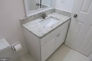 1825 T St NW, Washington, DC 20009 - Photo 6