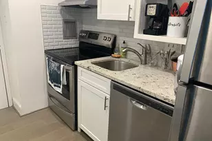 1825 T St NW, Washington, DC 20009 - Photo 4