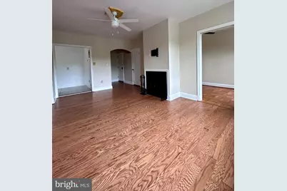 4481 Macarthur Boulevard NW #303, Washington, DC 20007 - Photo 2