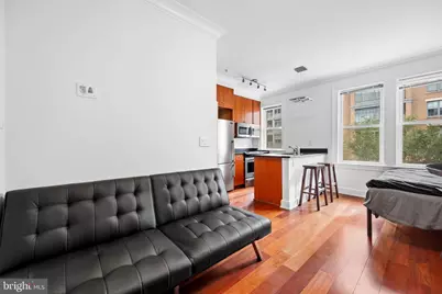 1121 24th Street NW #300, Washington, DC 20037 - Photo 2