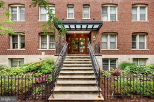 1121 24th St NW, Washington, DC 20037 - Photo 1