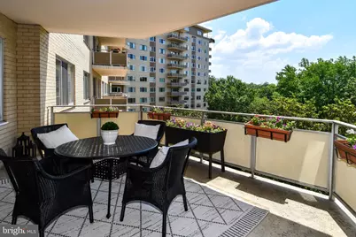 2801 New Mexico Avenue NW #702, Washington, DC 20007 - Photo 4