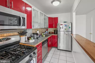 1330 New Hampshire Avenue NW #513, Washington, DC 20036 - Photo 10