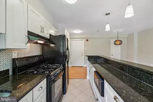738 Longfellow St NW, Washington, DC 20011 - Photo 12