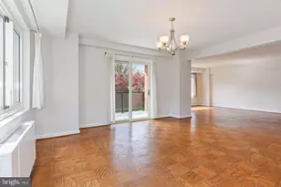 4201 Cathedral Ave NW, Washington, DC 20016 - Photo 8