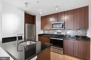 1423 Newton St NW, Washington, DC 20010 - Photo 8