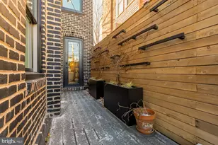 1005 P St NW, Washington, DC 20001 - Photo 26