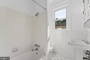 916 East Capitol St NE, Washington, DC 20003 - Photo 20