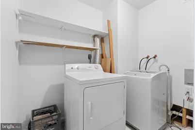 916 East Capitol Street NE, Washington, DC 20003 - Photo 32