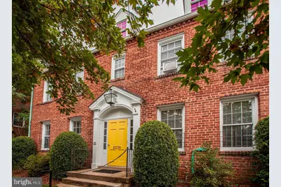 2335 40th Street NW #2, Washington, DC 20007 - Photo 2