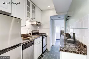 2335 40th St NW, Washington, DC 20007 - Photo 8