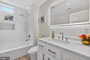 1317 Gallatin St NW, Washington, DC 20011 - Photo 24