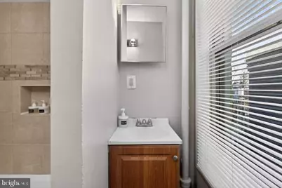 1119 Montello Avenue NE, Washington, DC 20002 - Photo 8