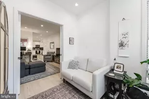 2812 13th St NW, Washington, DC 20009 - Photo 10