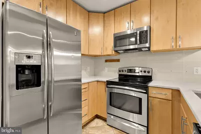 2412 17th Street NW #C-03, Washington, DC 20009 - Photo 10