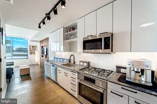 70 N Street SE, Washington, DC 20003 - Photo 6