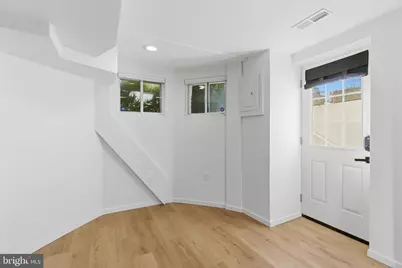 1223 Fairmont Street NW, Washington, DC 20009 - Photo 100