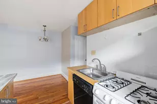 4595 MacArthur Blvd NW, Washington, DC 20007 - Photo 20