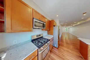 1617 C St SE, Washington, DC 20003 - Photo 4