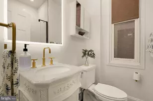 1333 Wallach Pl NW, Washington, DC 20009 - Photo 10