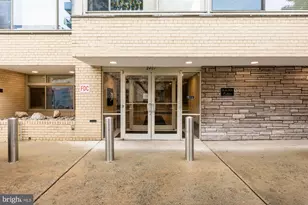 2401 H St NW, Washington, DC 20037 - Photo 2