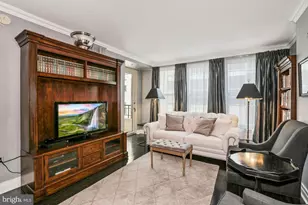 915 E St NW, Washington, DC 20004 - Photo 2