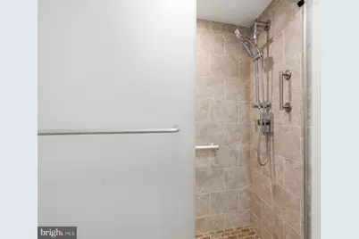 2501 Calvert Street NW #310, Washington, DC 20008 - Photo 8