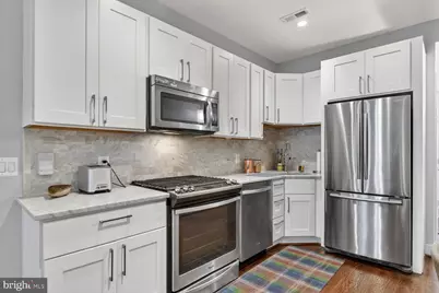 611 2nd Street NE #2 FURNISHED, Washington, DC 20002 - Photo 8