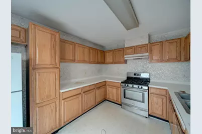 881-A Barnaby Street SE, Washington, DC 20032 - Photo 22