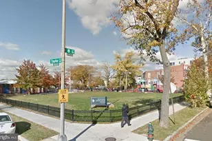 1355 Oak St NW, Washington, DC 20010 - Photo 18