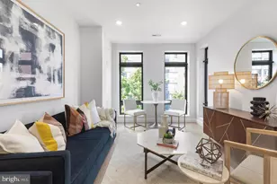 1208 M St NW, Washington, DC 20005 - Photo 4