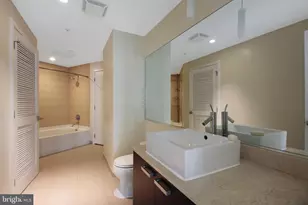 1010 Massachusetts Ave NW, Washington, DC 20001 - Photo 8
