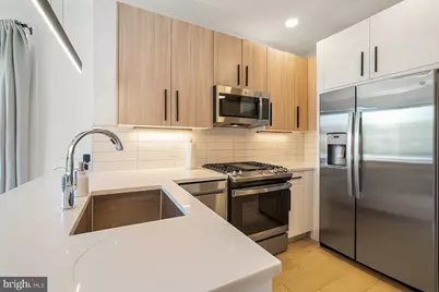2001 I Street NE #10, Washington, DC 20002 - Photo 6