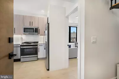 2001 I Street NE #10, Washington, DC 20002 - Photo 4