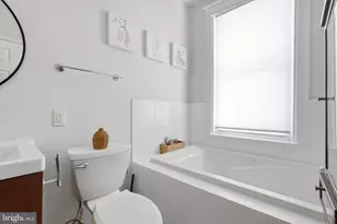 517 Taylor St NW, Washington, DC 20011 - Photo 28