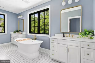 2733 Chesapeake St NW, Washington, DC 20008 - Photo 34