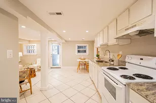 129 Florida Ave NW, Washington, DC 20001 - Photo 20