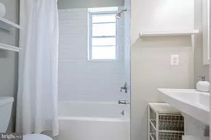 129 Florida Ave NW, Washington, DC 20001 - Photo 18