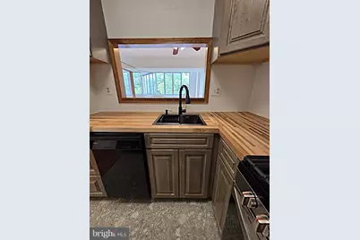 2939 Van Ness Street NW #504, Washington, DC 20008 - Photo 4