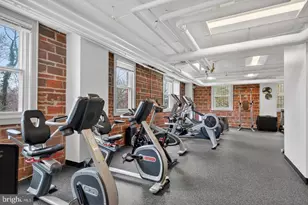 4000 Cathedral Ave NW, Washington, DC 20016 - Photo 38