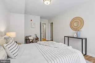 350 G St SW, Washington, DC 20024 - Photo 14