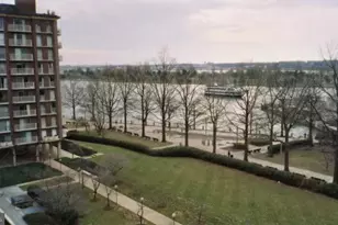 560 N St SW, Washington, DC 20024 - Photo 16