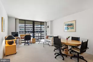 700 New Hampshire Ave NW, Washington, DC 20037 - Photo 2