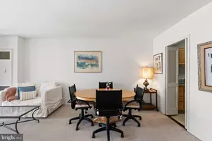 700 New Hampshire Ave NW, Washington, DC 20037 - Photo 4
