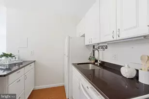 1718 P St NW, Washington, DC 20036 - Photo 10