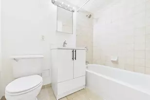 800 4th St SW, Washington, DC 20024 - Photo 30