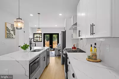 5123 8th Street NW, Washington, DC 20011 - Photo 8
