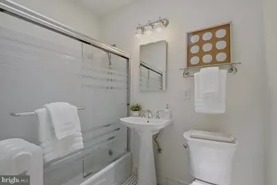 2732 Woodley Place NW, Washington, DC 20008 - Photo 28