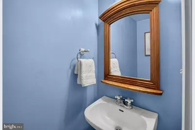 1341 East Capitol Street SE #108, Washington, DC 20003 - Photo 10